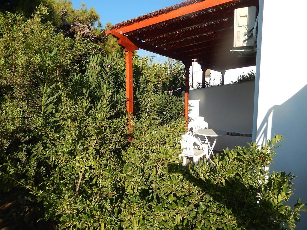 Deidamia Hotel Skyros Zimmer foto