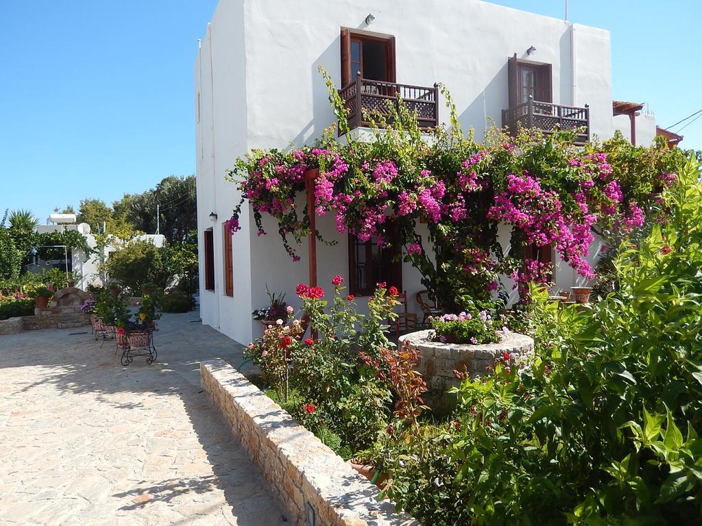 Deidamia Hotel Skyros Exterior foto